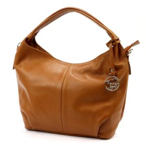 Gregorio camel-2
