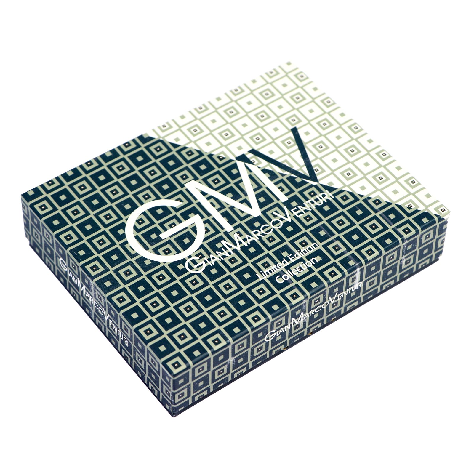 15011_GMV957_42298-7